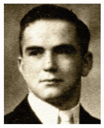 Elliott Becken 